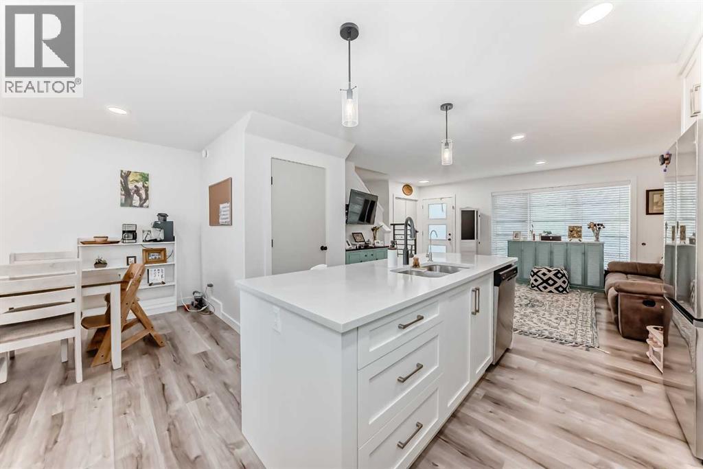 Photo 7 of 31 Evergreen Way, Red Deer AB