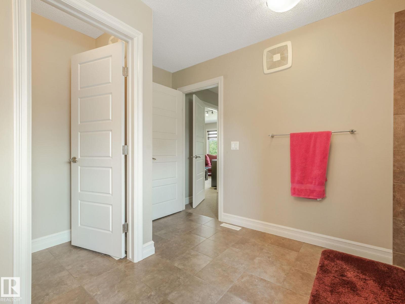 Photo 41 of 3683 8 St Nw, Edmonton AB