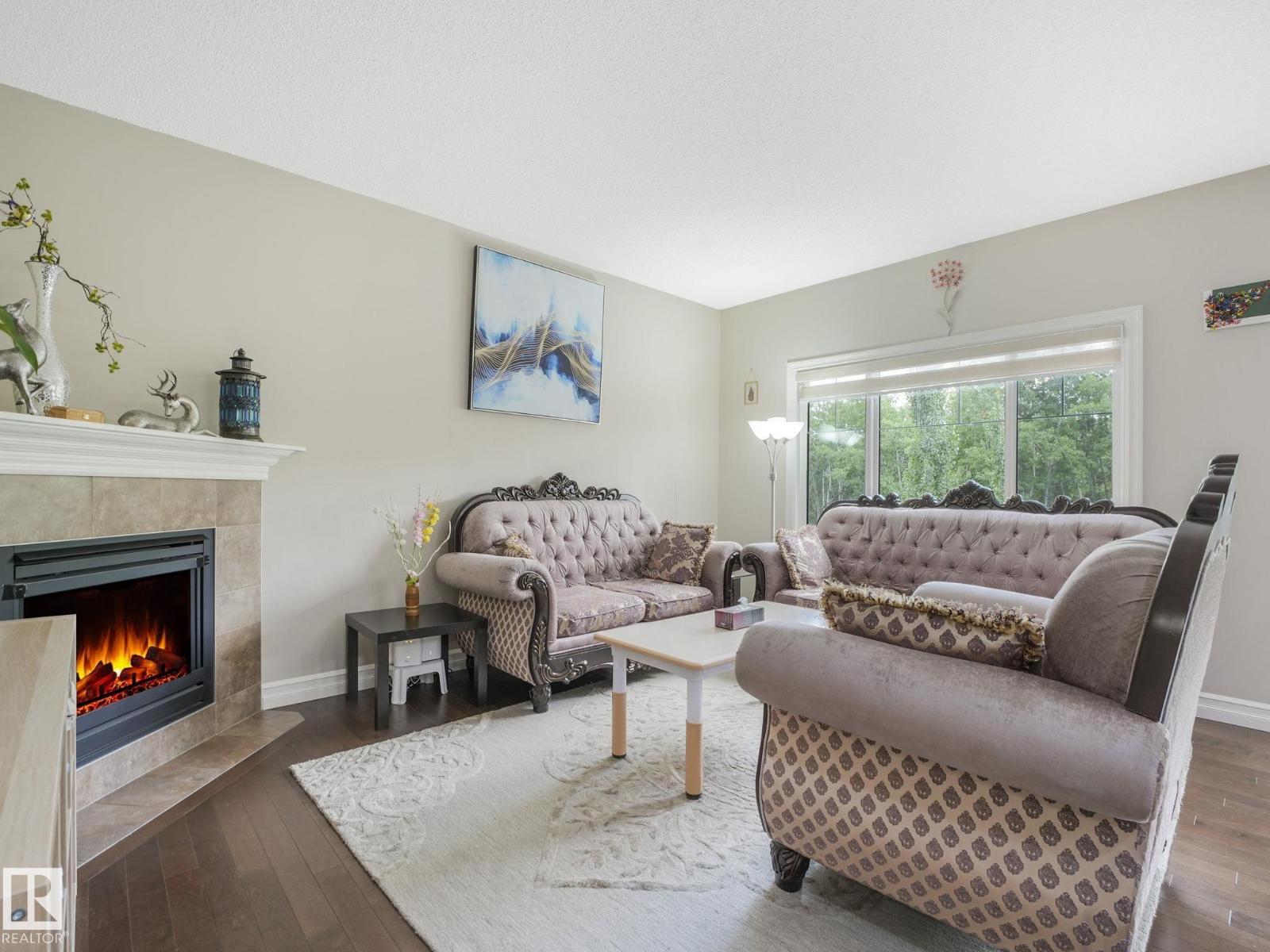 Photo 24 of 3683 8 St Nw, Edmonton AB