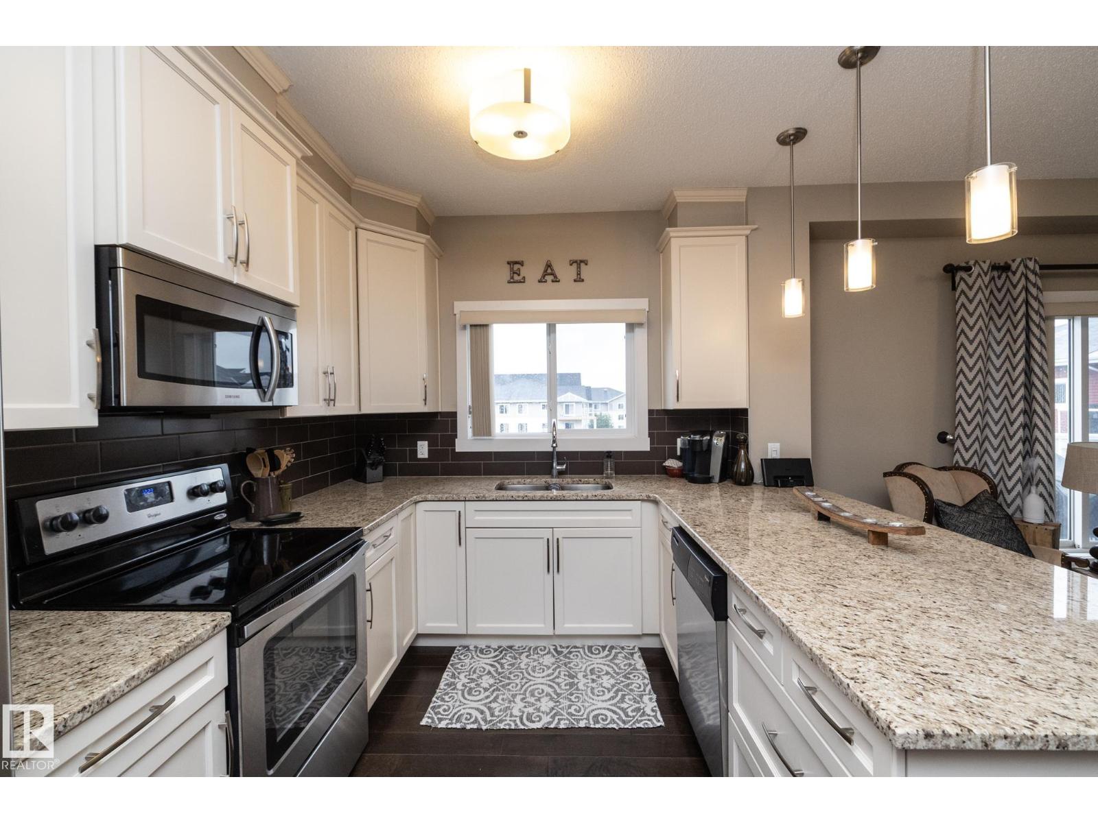 Photo 18 of 402 2207 44 Av Nw, Edmonton AB