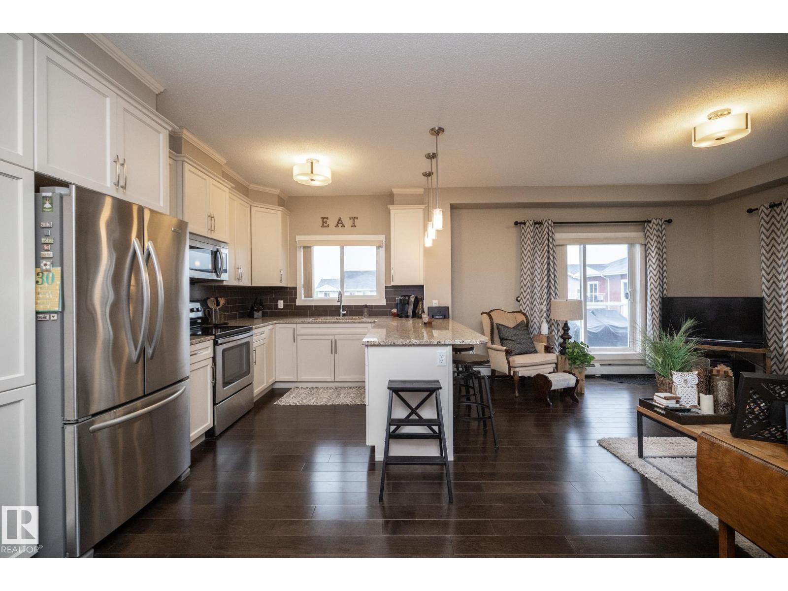 Photo 26 of 402 2207 44 Av Nw, Edmonton AB