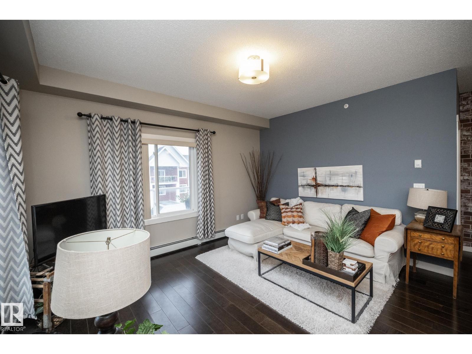 Photo 27 of 402 2207 44 Av Nw, Edmonton AB