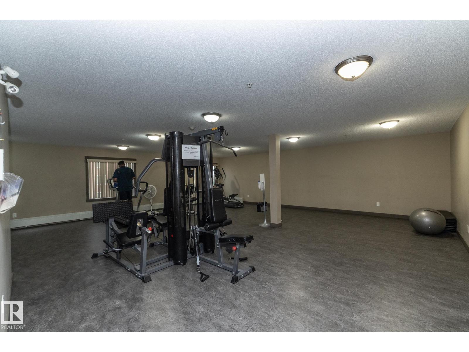 Photo 38 of 402 2207 44 Av Nw, Edmonton AB