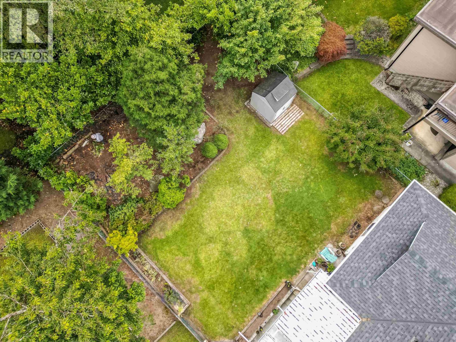 Photo 26 of 5540 Laurel Street, Burnaby BC
