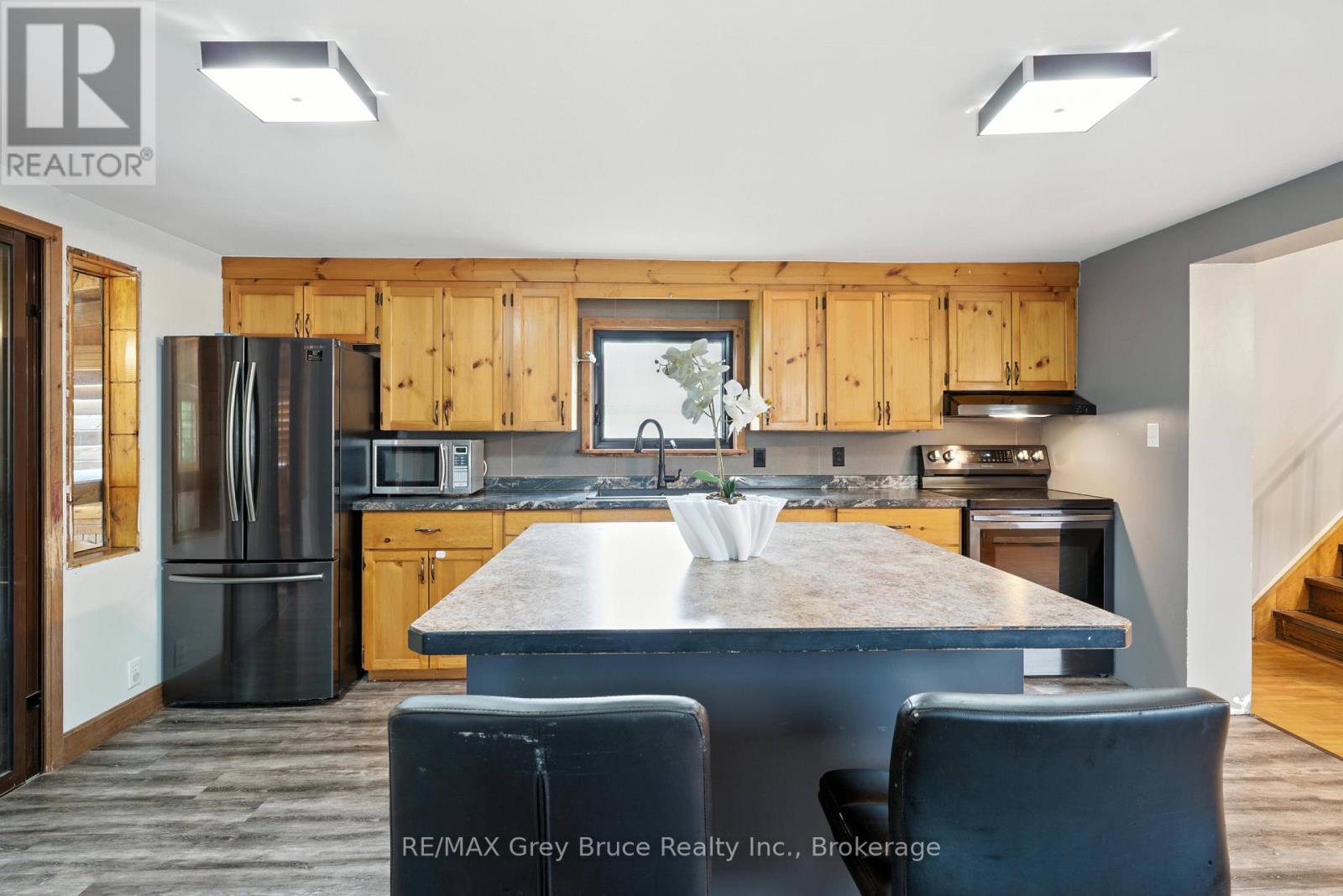 Photo 28 of 1857 6th Avenue E, Owen Sound ON