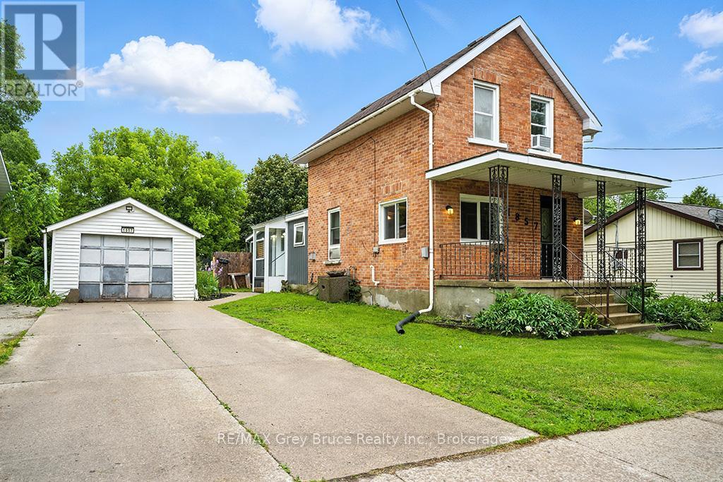 Photo 14 of 1857 6th Avenue E, Owen Sound ON