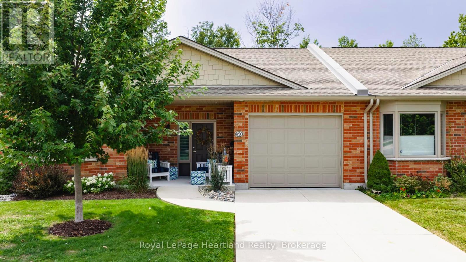 Photo 14 of 50 Bayfield Mews Lane, Bluewater ON