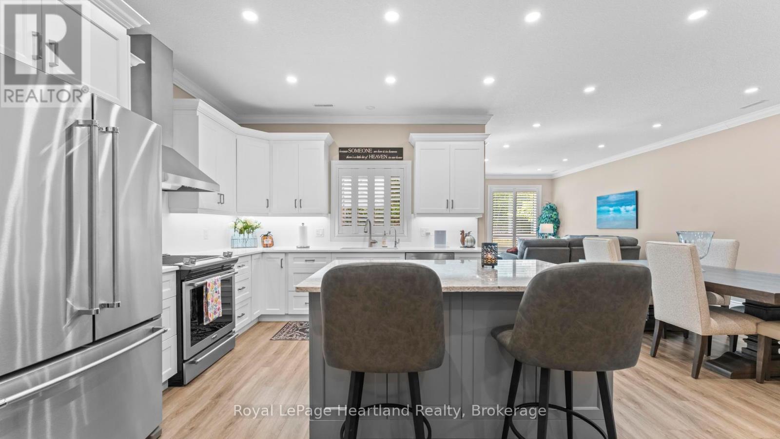 Photo 34 of 50 Bayfield Mews Lane, Bluewater ON