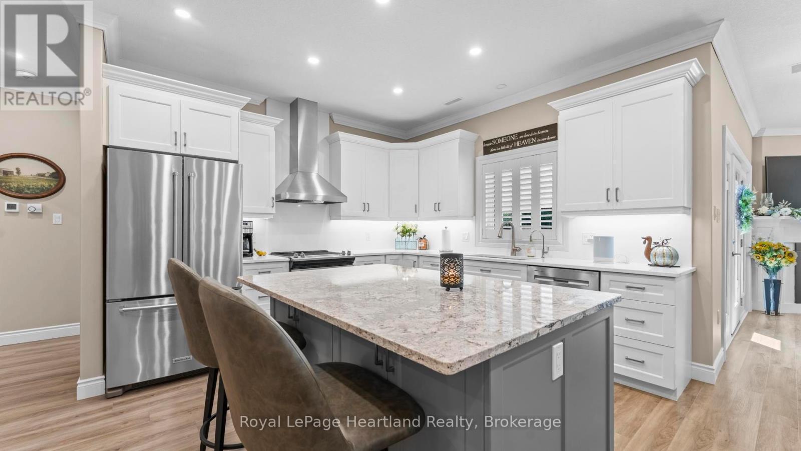 Photo 25 of 50 Bayfield Mews Lane, Bluewater ON