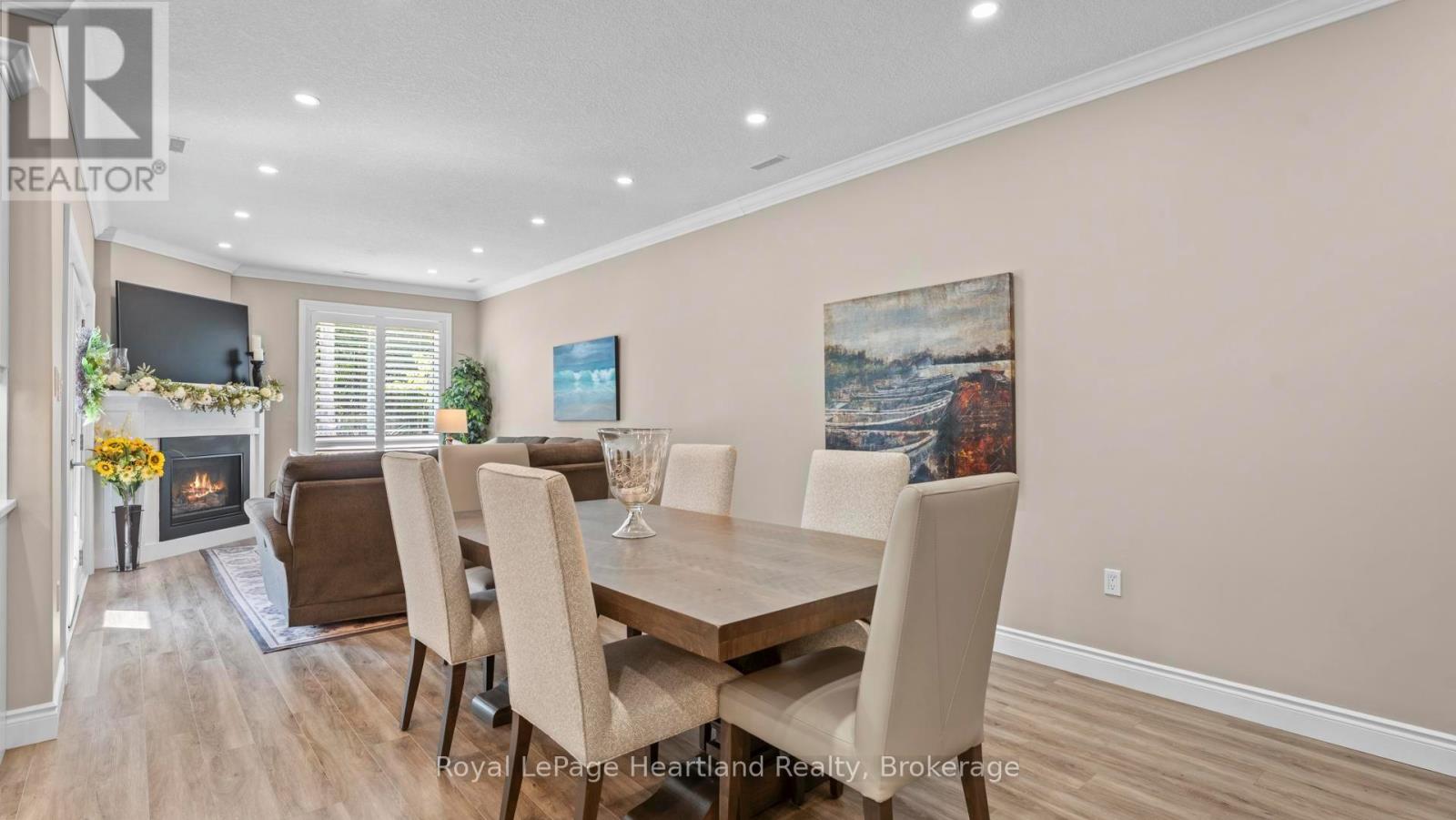 Photo 29 of 50 Bayfield Mews Lane, Bluewater ON