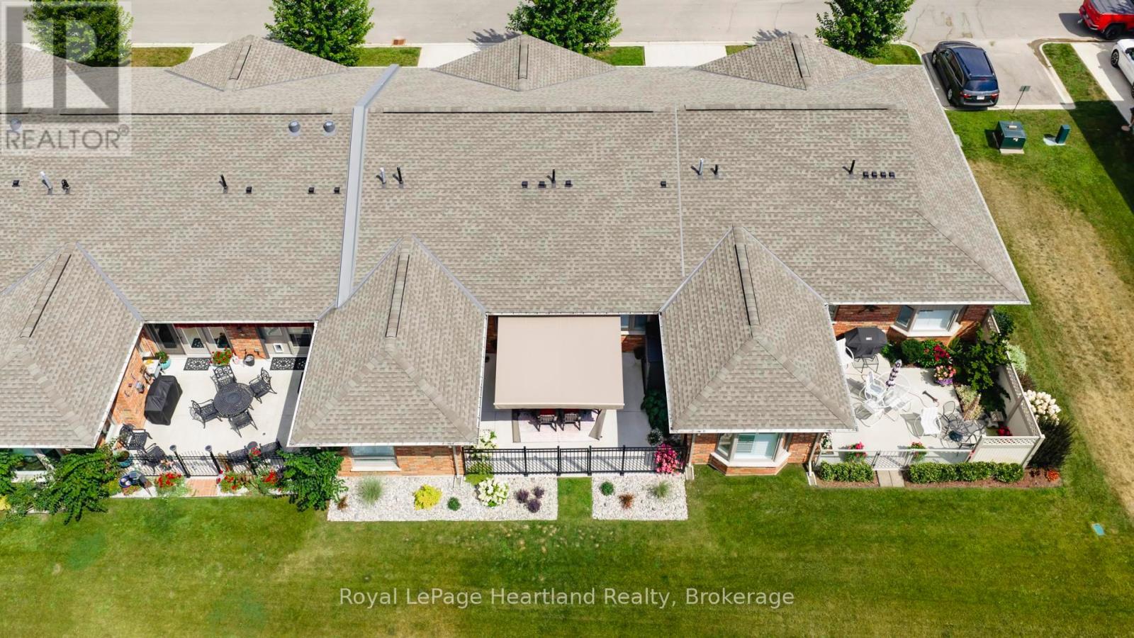 Photo 17 of 50 Bayfield Mews Lane, Bluewater ON
