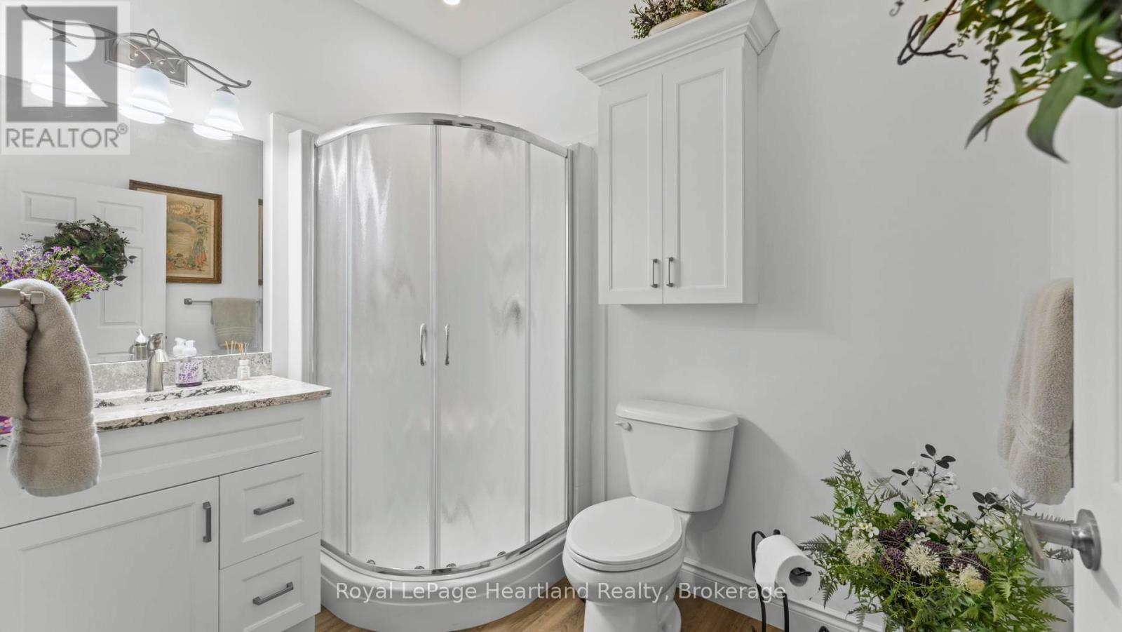 Photo 33 of 50 Bayfield Mews Lane, Bluewater ON