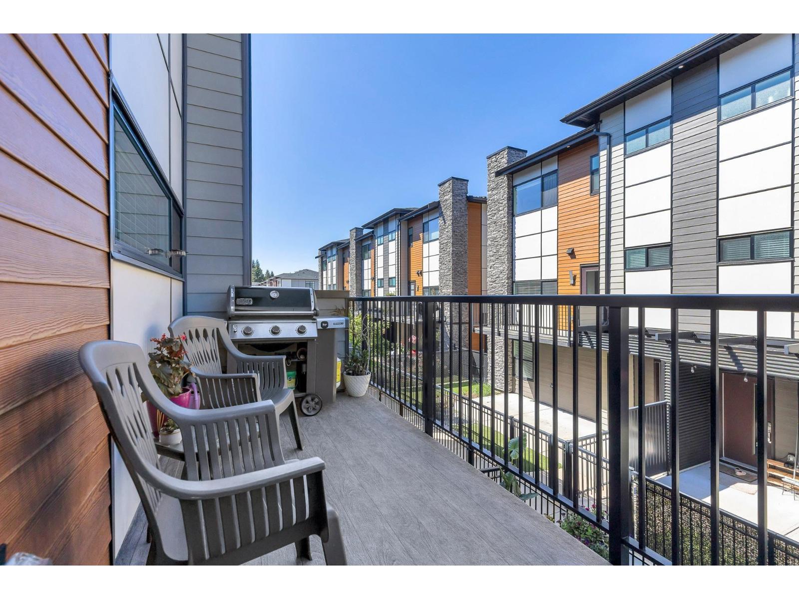 Photo 34 of 45 33209 Cherry Avenue, Mission BC