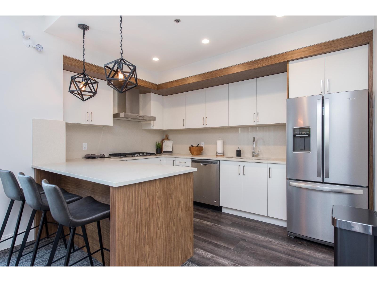 Photo 20 of 45 33209 Cherry Avenue, Mission BC