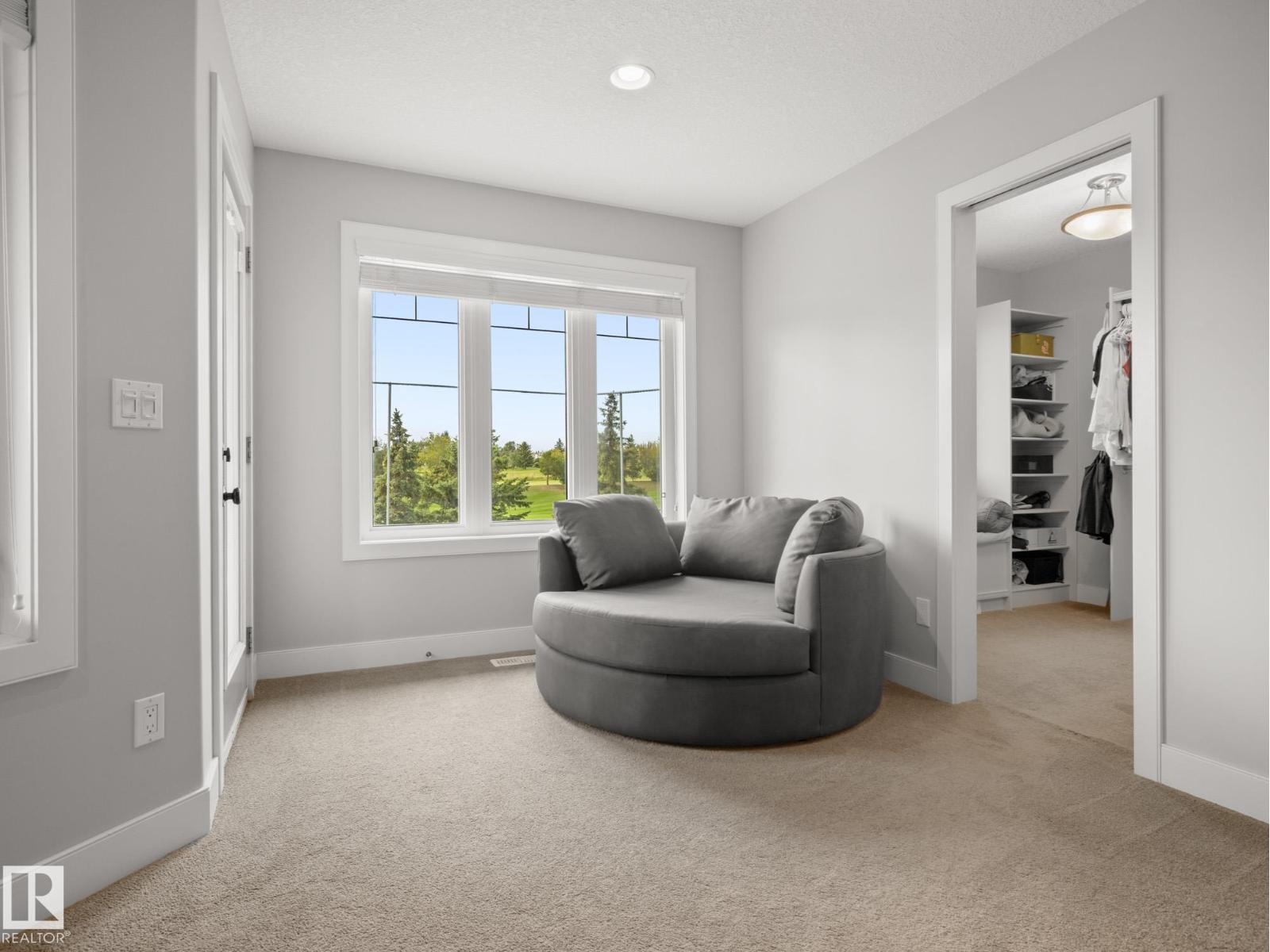Photo 6 of 8816 208 St Nw, Edmonton AB