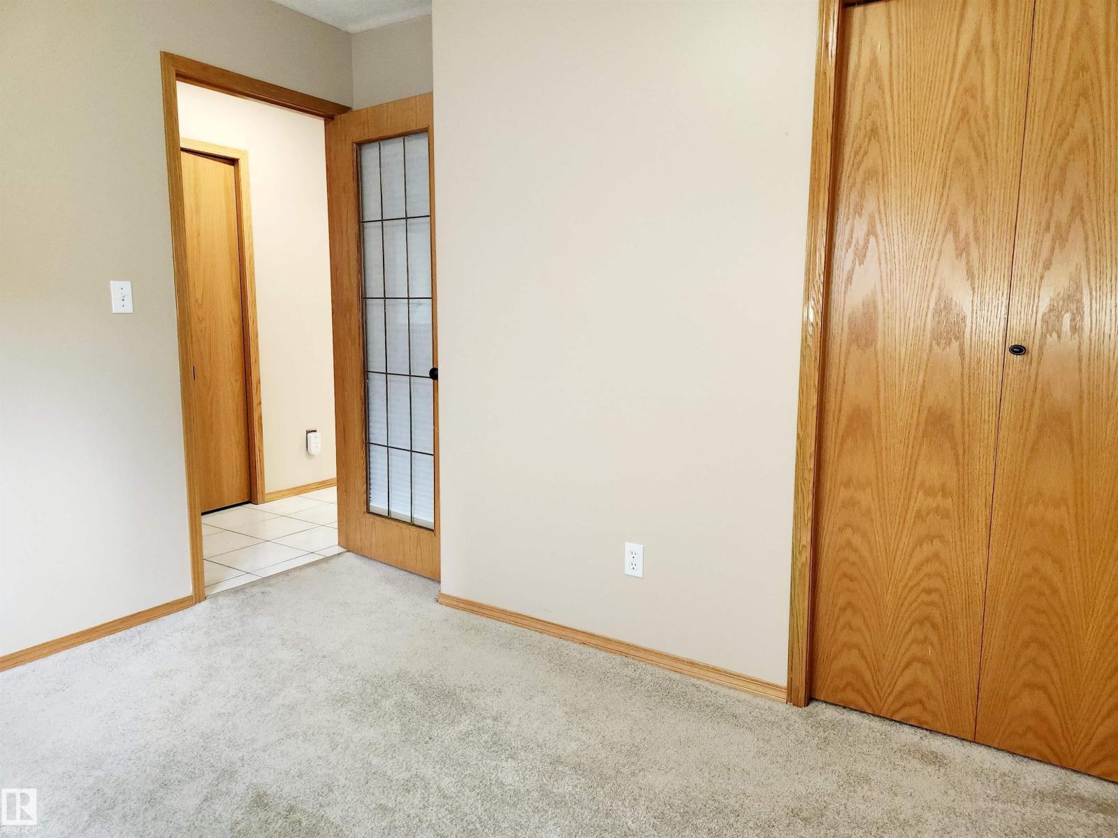 Photo 19 of 1509 Wellwood Wy Nw, Edmonton AB