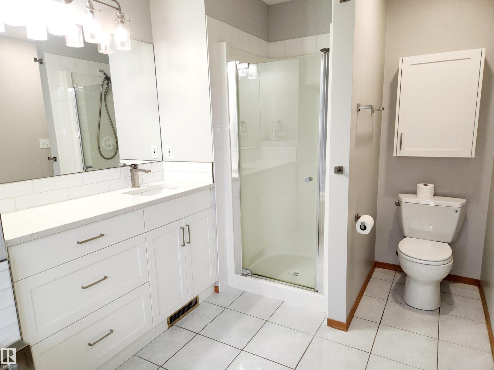 Photo 24 of 1509 Wellwood Wy Nw, Edmonton AB