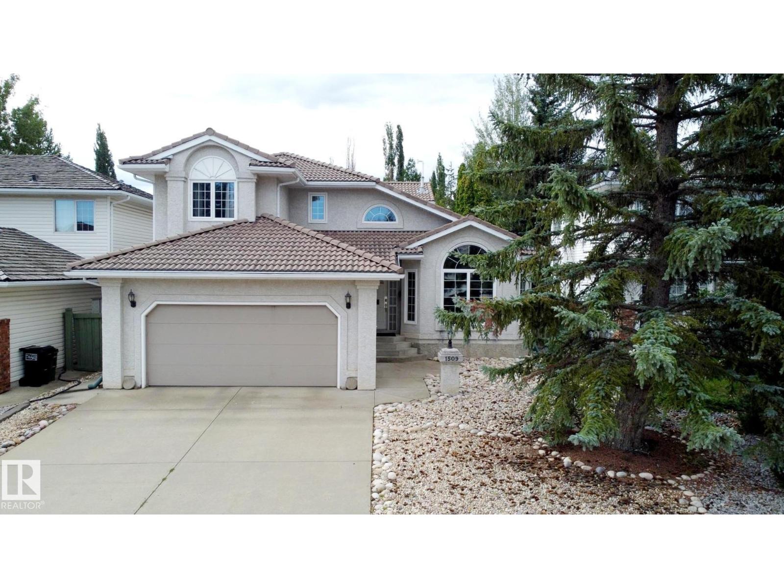 Photo 37 of 1509 Wellwood Wy Nw, Edmonton AB
