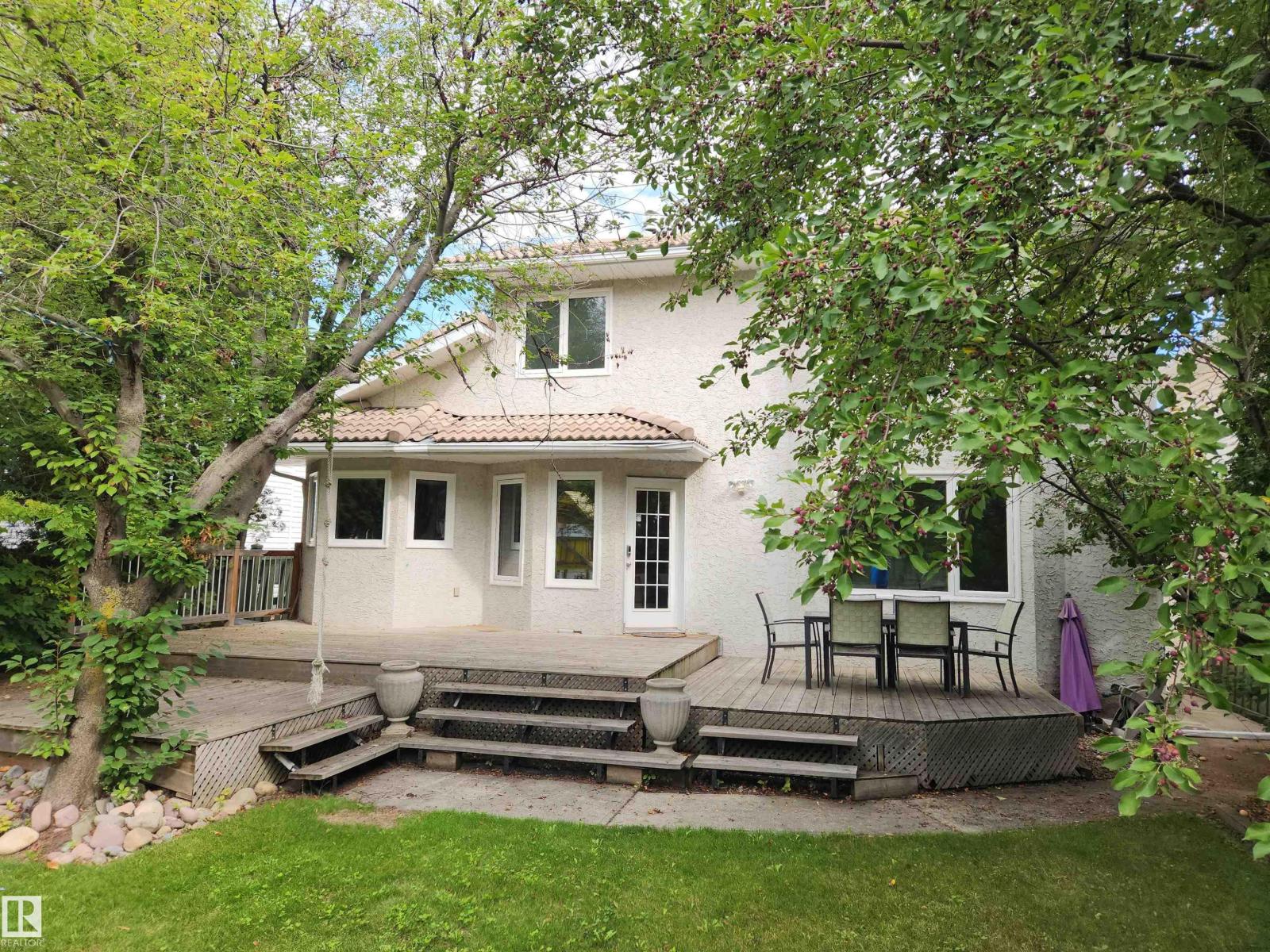 Photo 38 of 1509 Wellwood Wy Nw, Edmonton AB