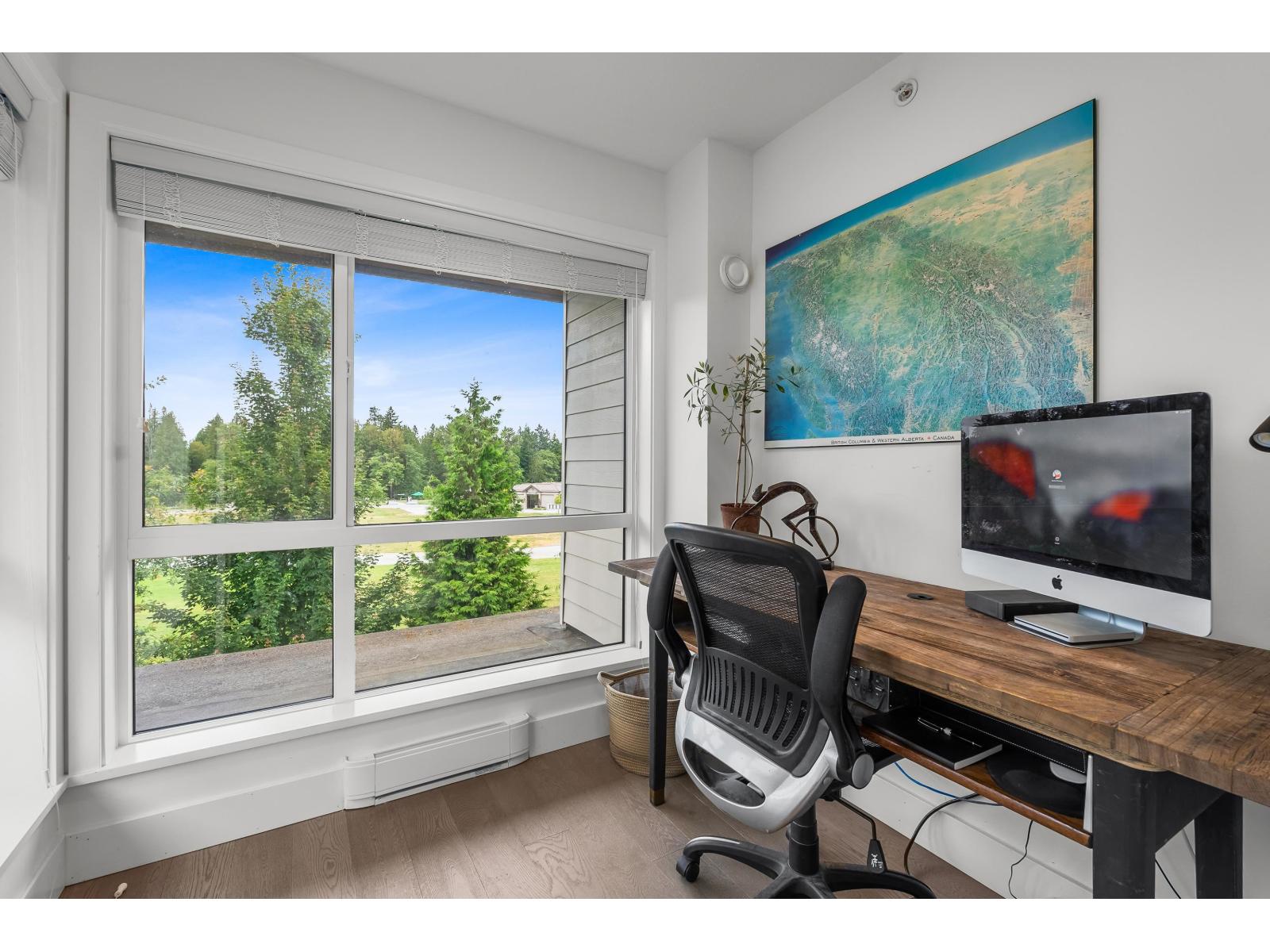 Photo 13 of 53 15775 Mountain View Drive, Surrey BC