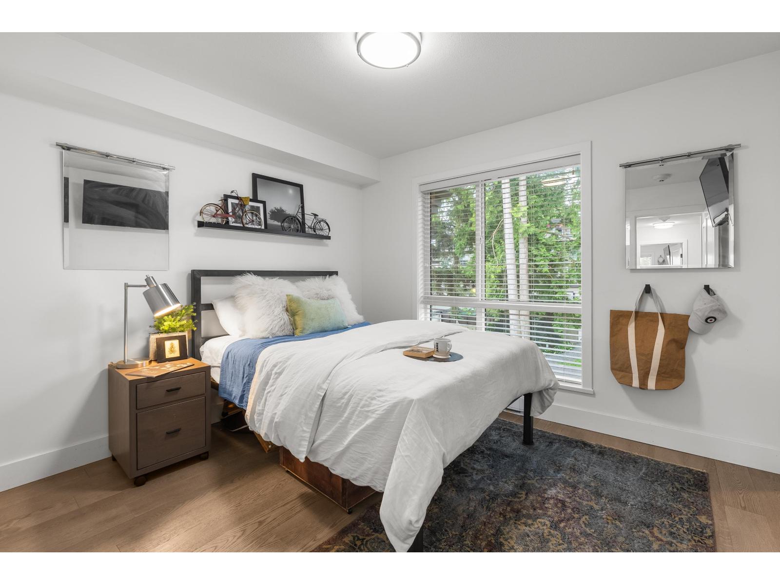 Photo 26 of 53 15775 Mountain View Drive, Surrey BC