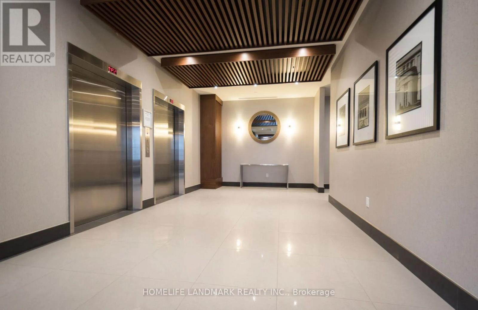 Photo 12 of 707 150 Main Street W, Hamilton ON