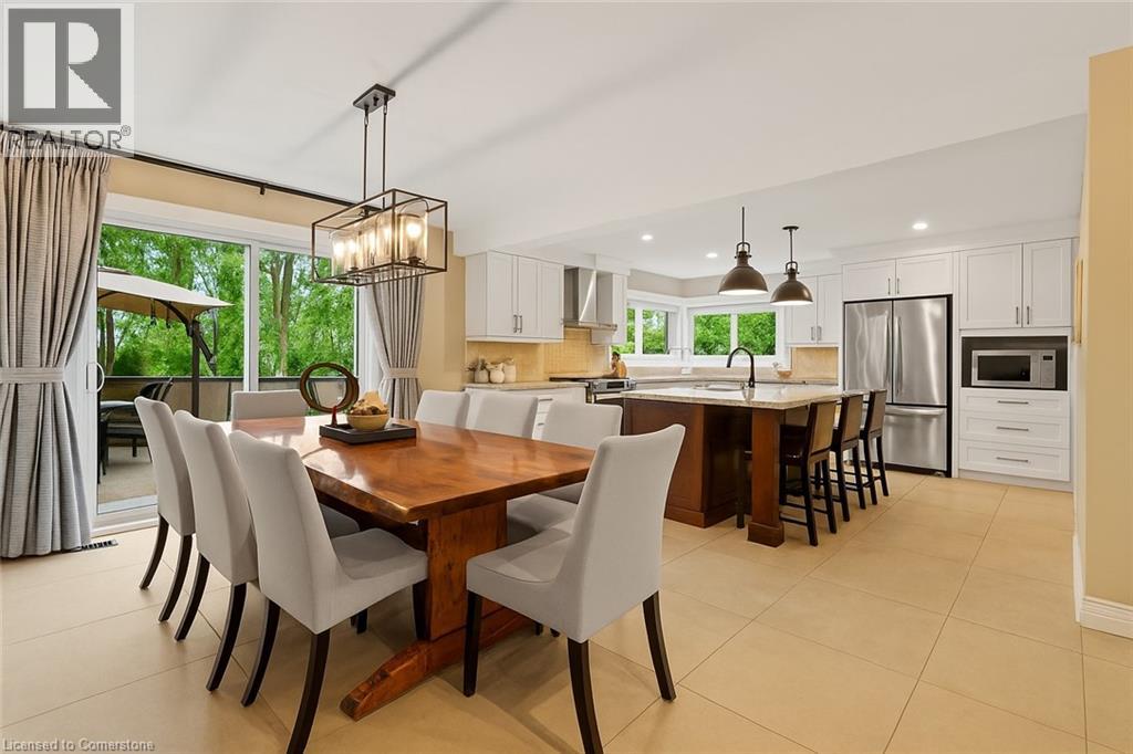 Photo 21 of 1103 Crofton Way, Burlington ON