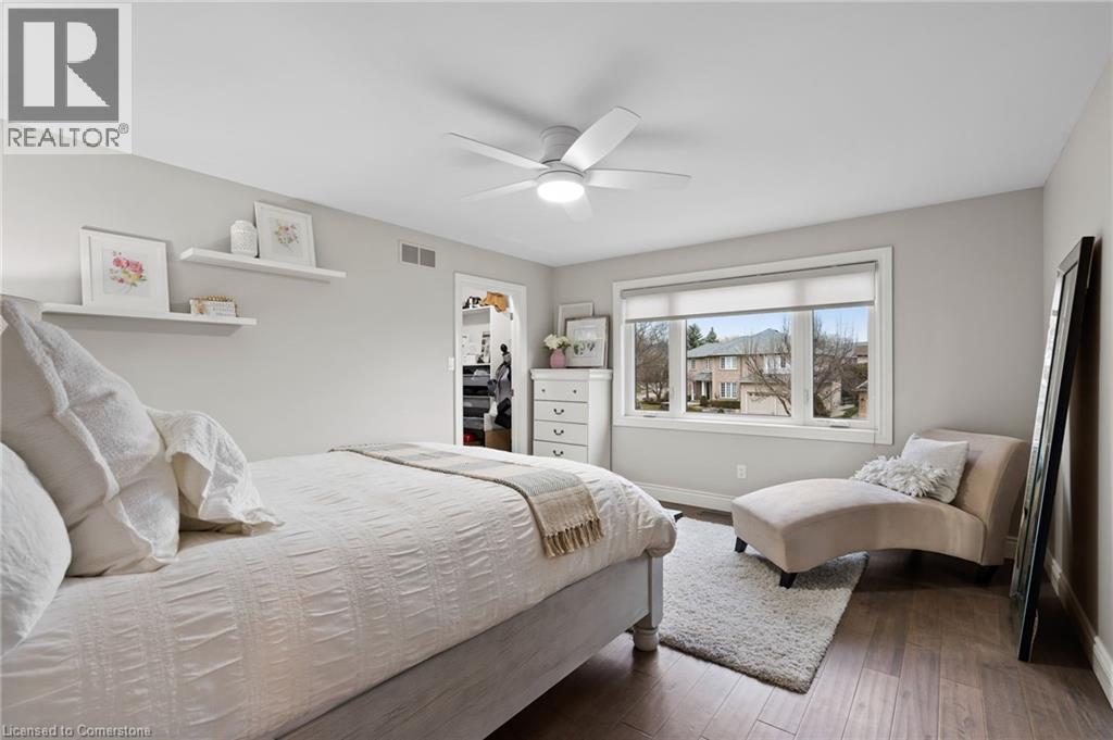 Photo 46 of 1103 Crofton Way, Burlington ON