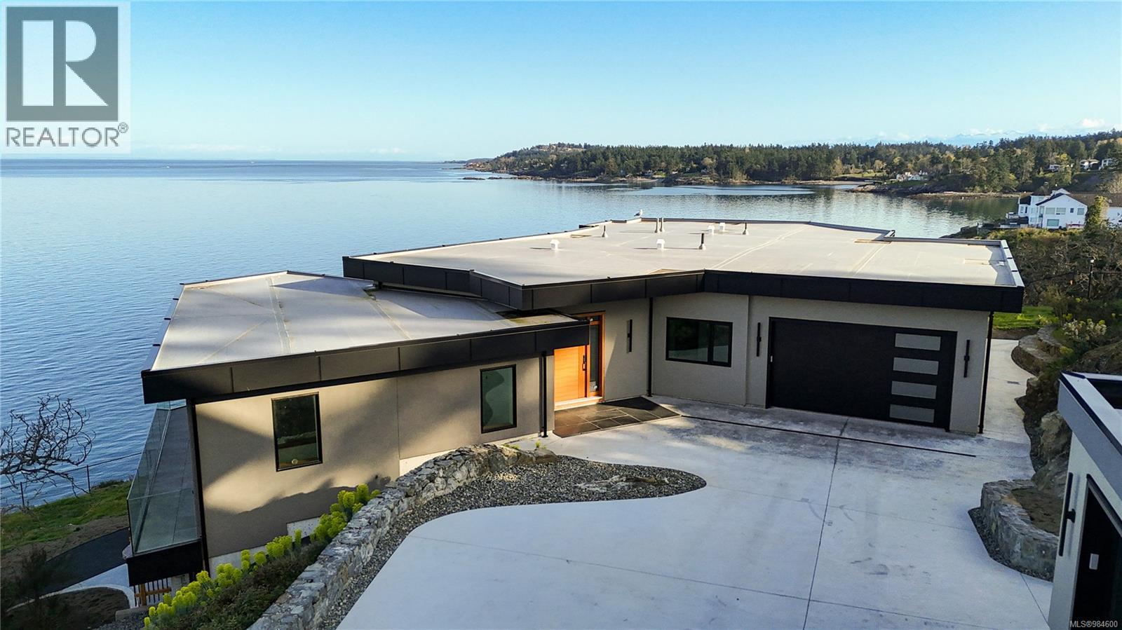  4351 Gordon Head Road, Saanich