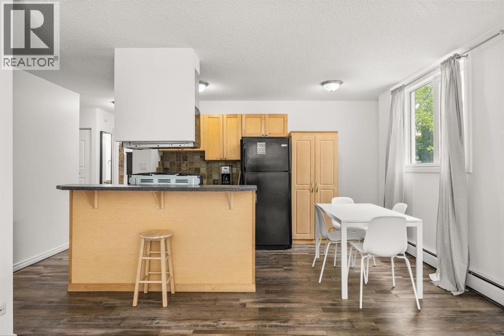 Single Family House for Sale in    Avenue SW Beltline Calgary 