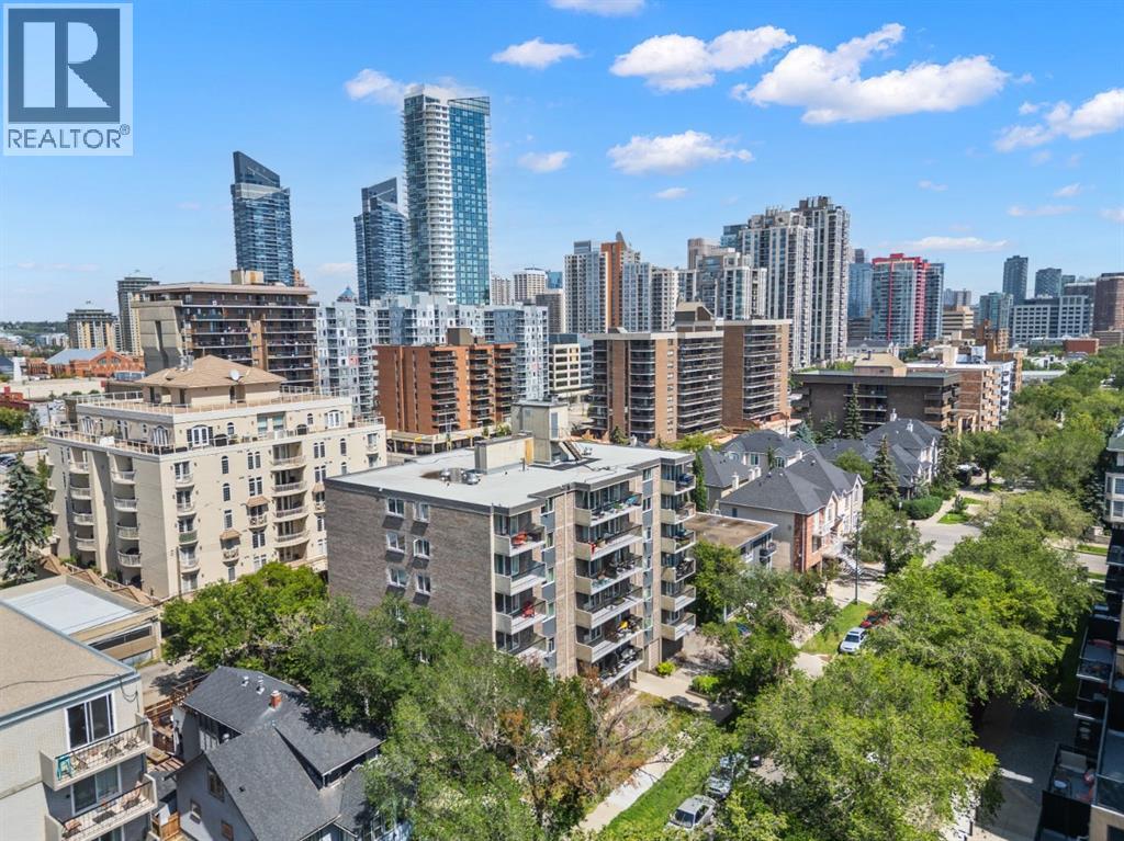 Single Family House for Sale in    Avenue SW Beltline Calgary 