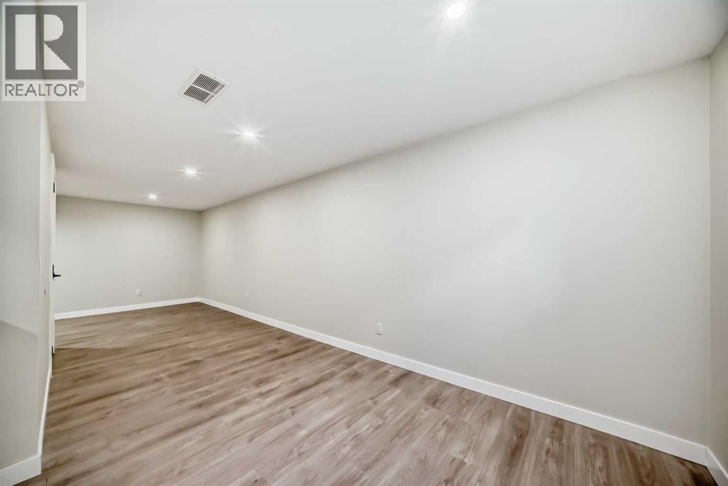 Single Family House Bungalow for Sale in  Penbrooke Close SE Penbrooke Meadows Calgary 