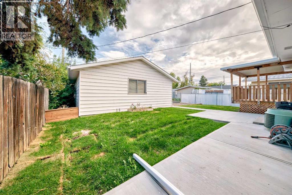 Single Family House Bungalow for Sale in  Penbrooke Close SE Penbrooke Meadows Calgary 