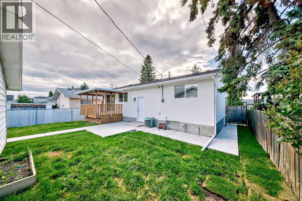 Single Family House Bungalow for Sale in  Penbrooke Close SE Penbrooke Meadows Calgary 