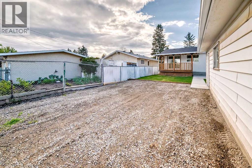 Single Family House Bungalow for Sale in  Penbrooke Close SE Penbrooke Meadows Calgary 