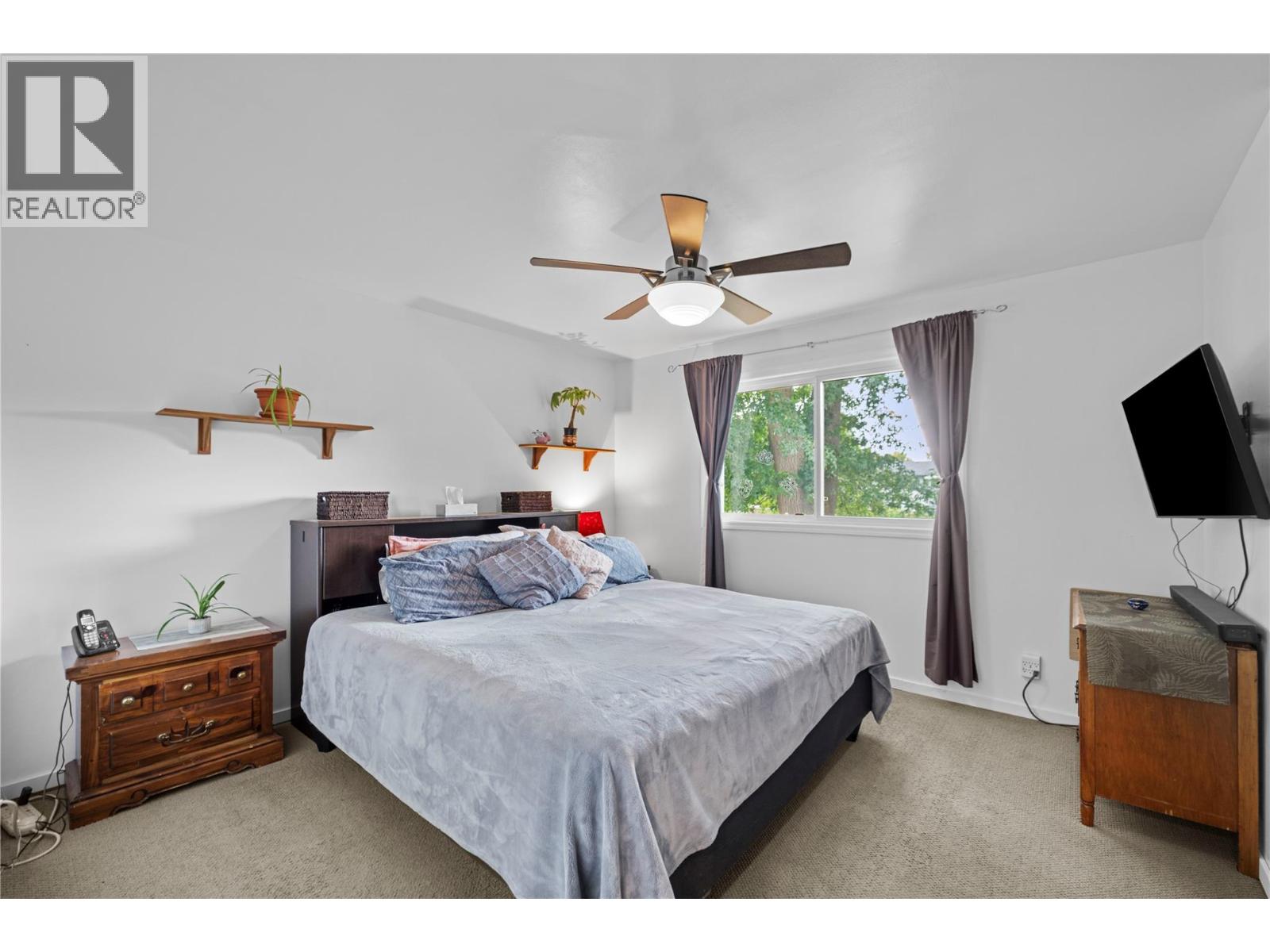 Photo 13 of 353 Reighmount Drive, Kamloops BC