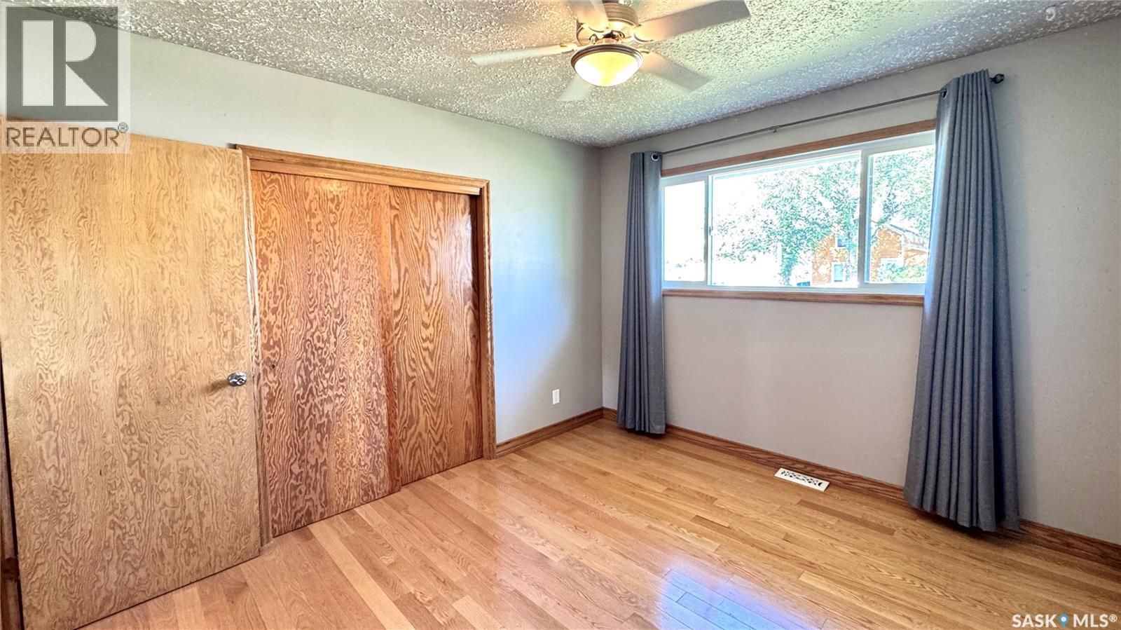 Photo 8 of 110 Stanley Street, Elbow SK