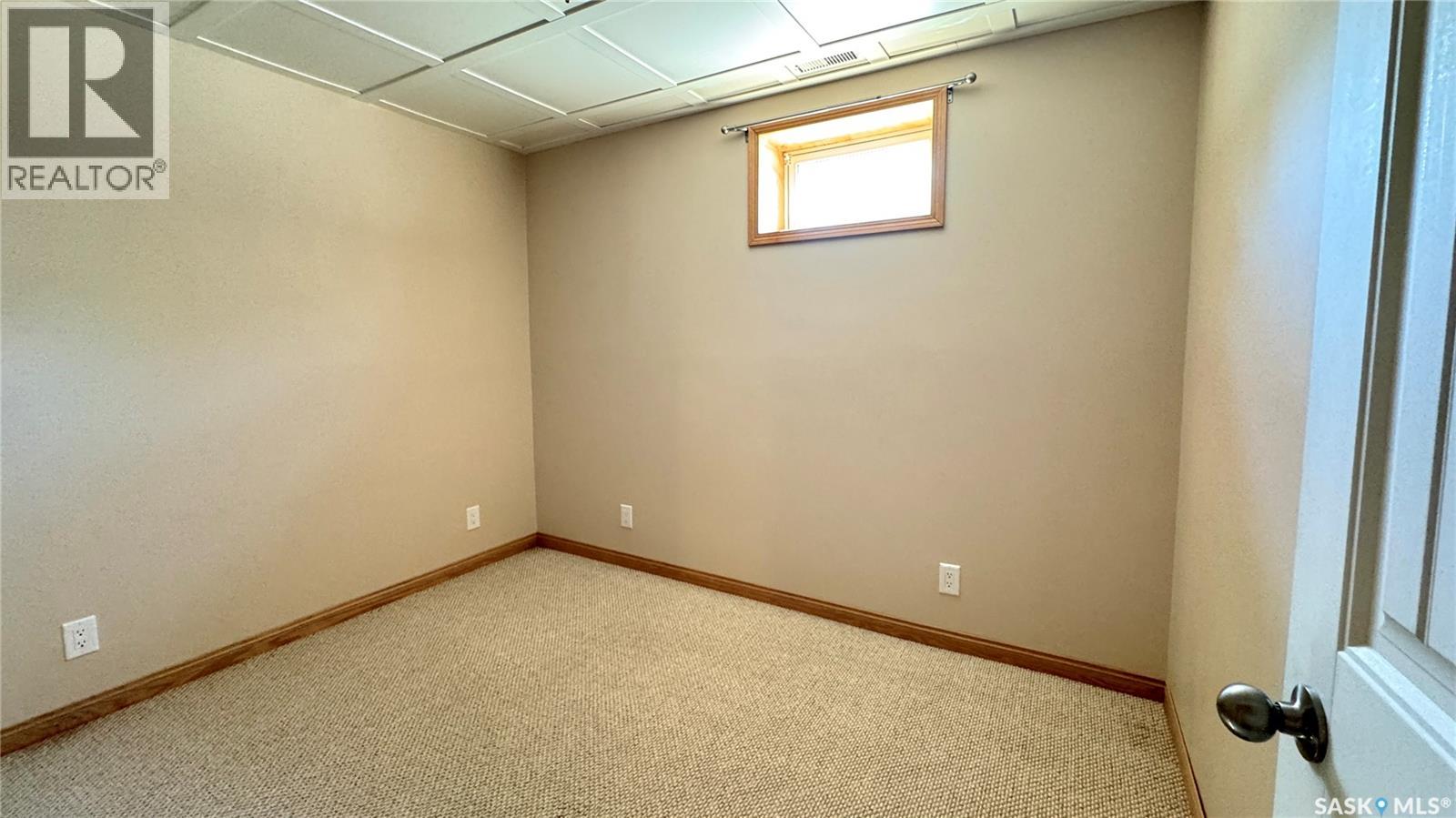 Photo 6 of 110 Stanley Street, Elbow SK