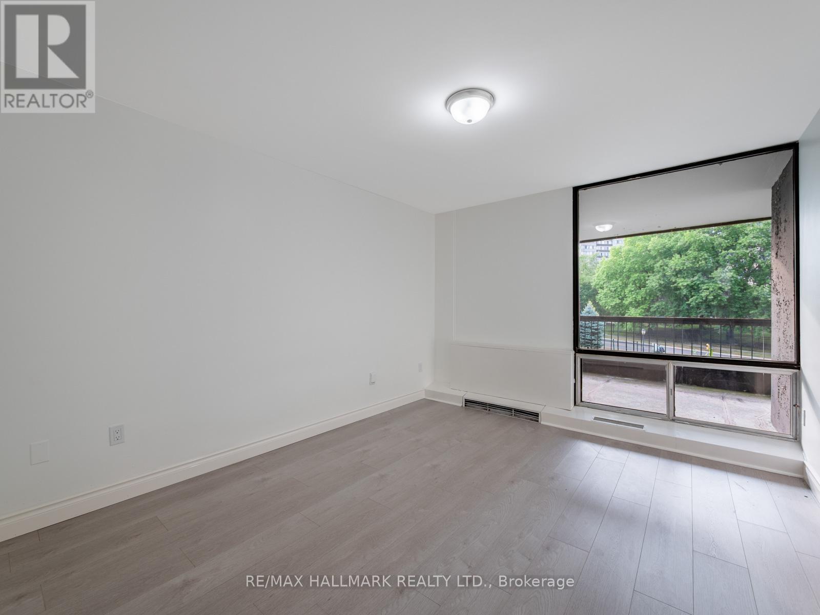 Photo 33 of 206 115 Antibes Drive, Toronto ON