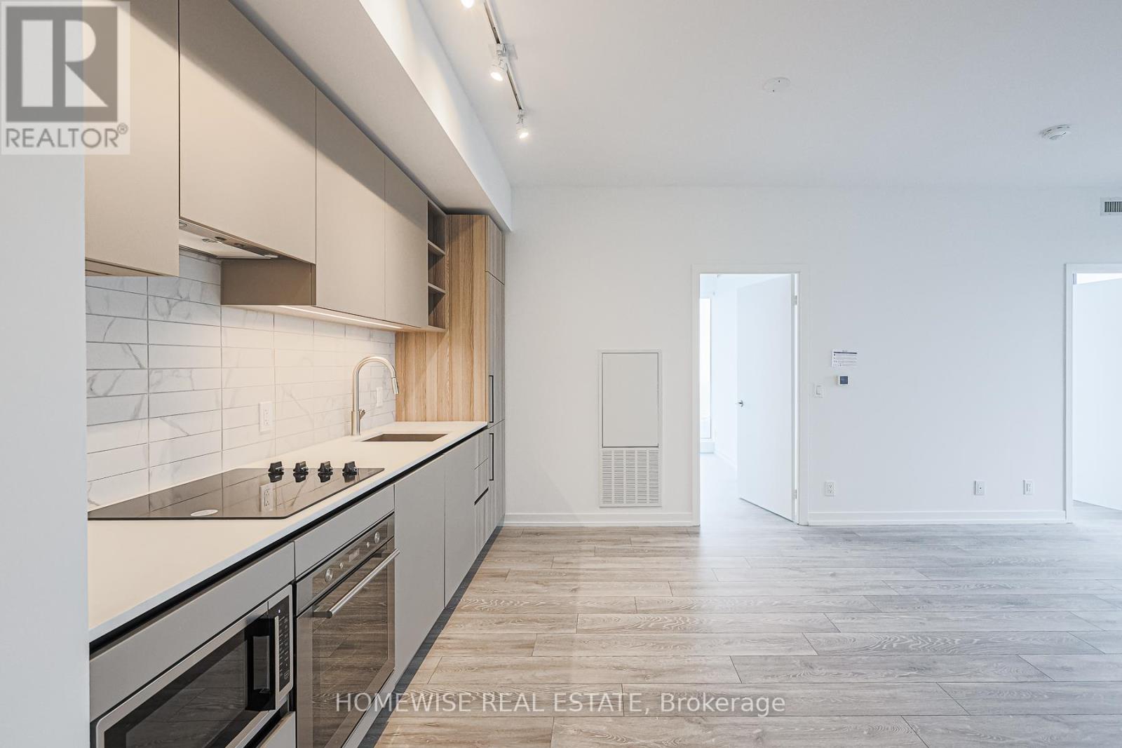 Photo 13 of 5102 55 Mercer Street, Toronto ON