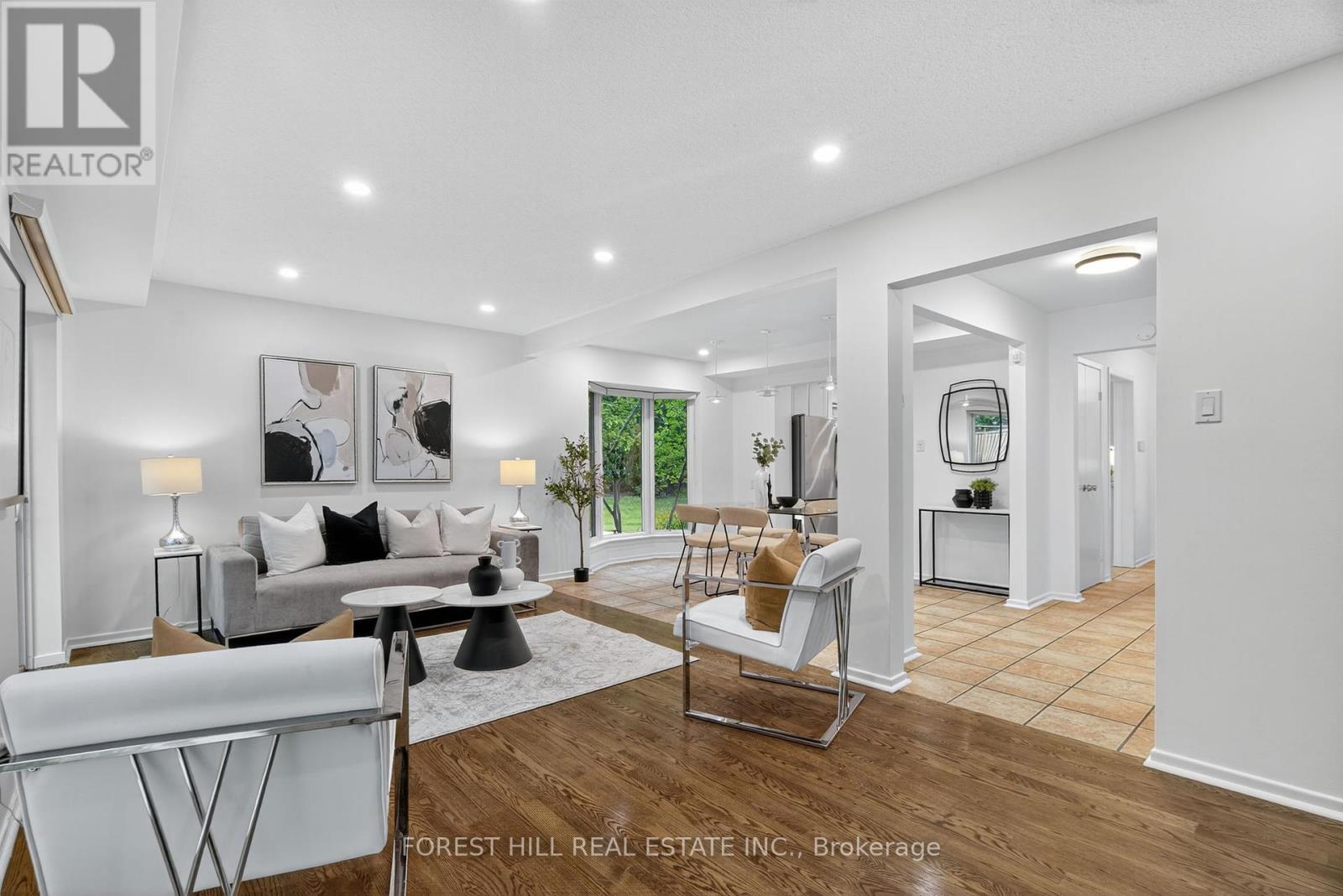 Photo 13 of 187 19 Snowshoe Mill Way, Toronto ON