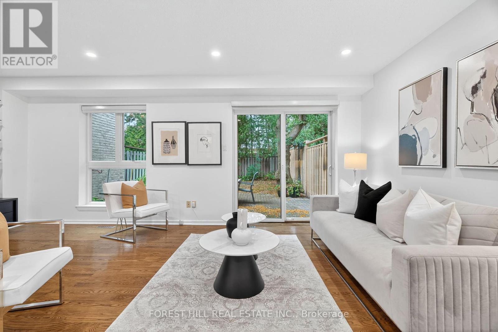 Photo 9 of 187 19 Snowshoe Mill Way, Toronto ON