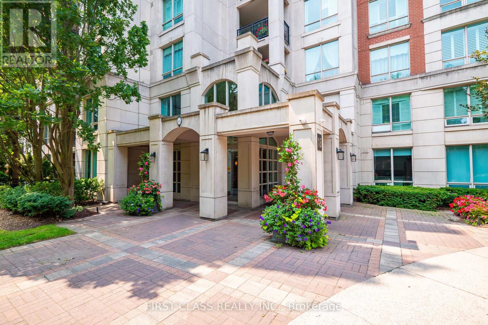 Photo 19 of 711 18 William Carson Crescent, Toronto ON
