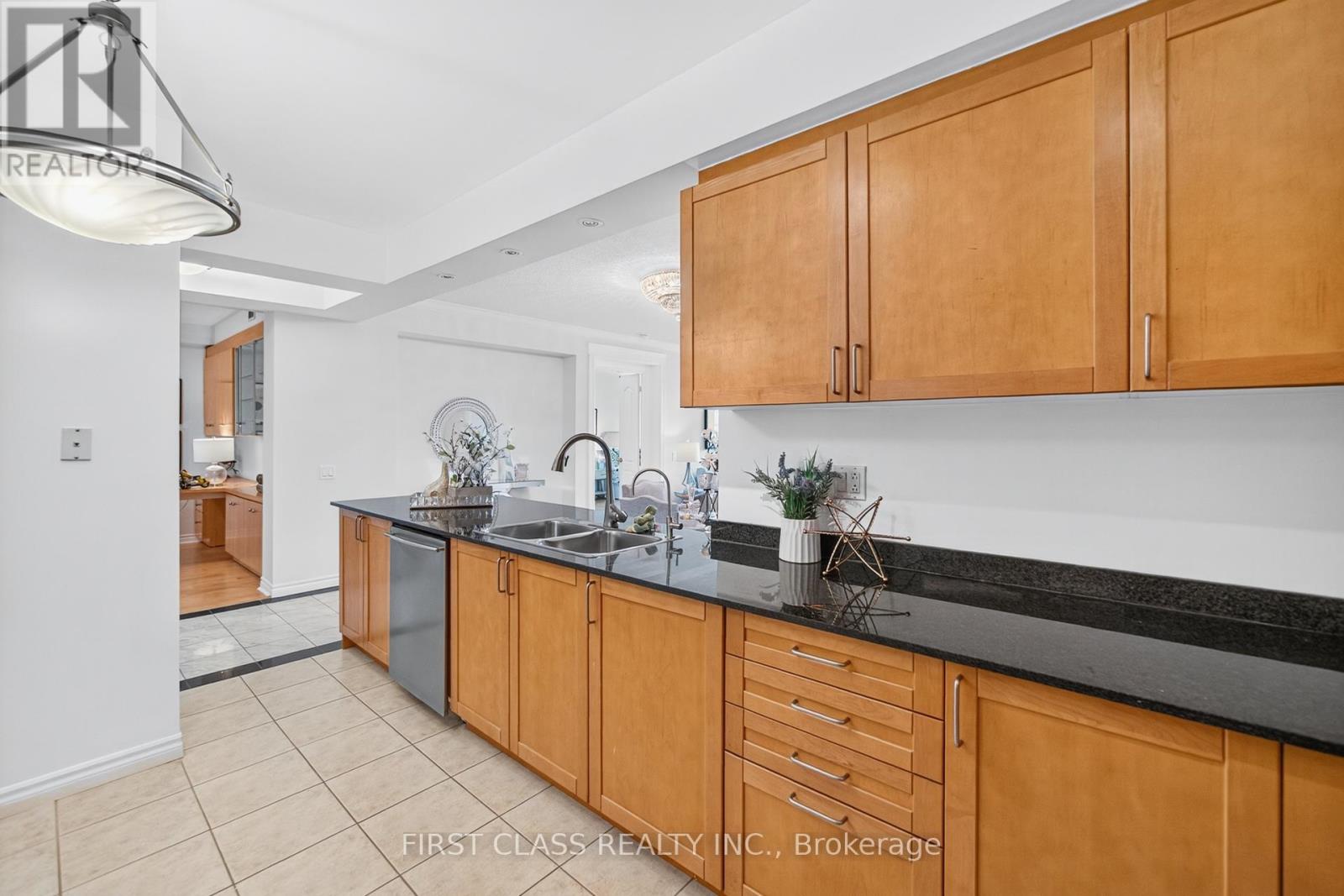 Photo 34 of 711 18 William Carson Crescent, Toronto ON