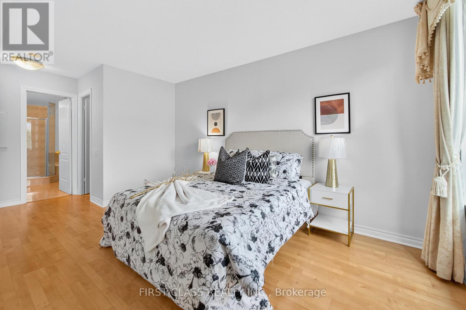 Photo 38 of 711 18 William Carson Crescent, Toronto ON
