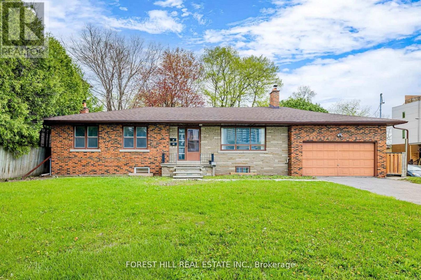 Photo 9 of Bsmt 11 Greenbriar Road, Toronto ON