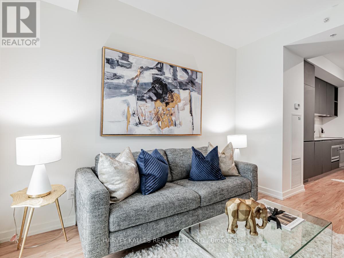 Photo 31 of 314 377 Madison Avenue, Toronto ON