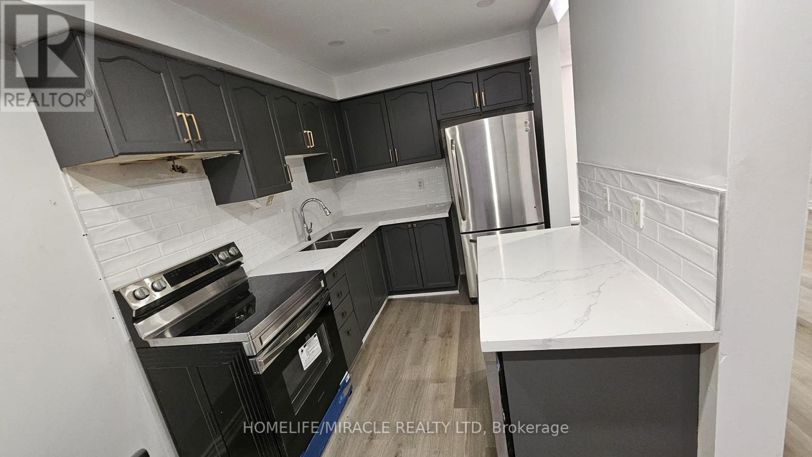 Photo 1 of 13 Prince Crescent, Brampton ON