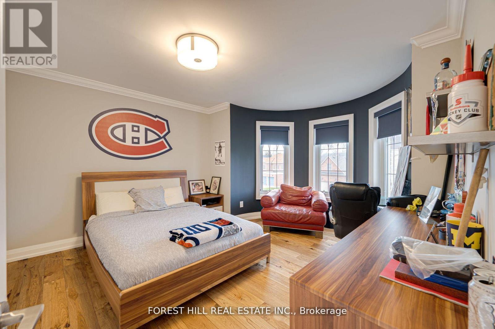 Photo 11 of 14 Willet Crescent, Richmond Hill ON