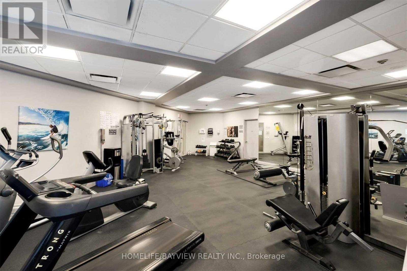 Photo 8 of 906 50 Disera Drive, Vaughan ON